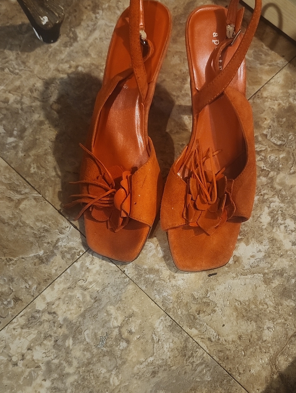 Apostrophe Orange Suede Floral Slingback Sandals